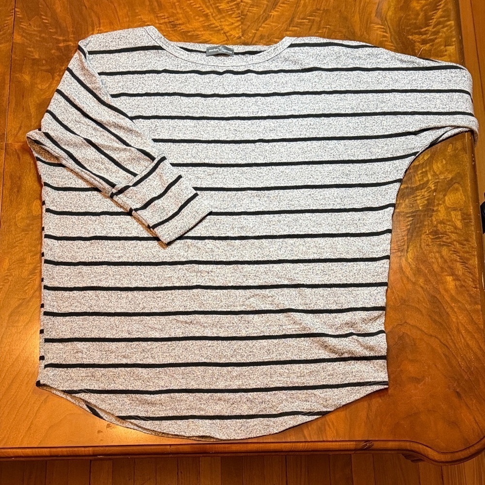 Market & Spruce Grey Striped Dolman Sleeve Knit Top Size L Excellent